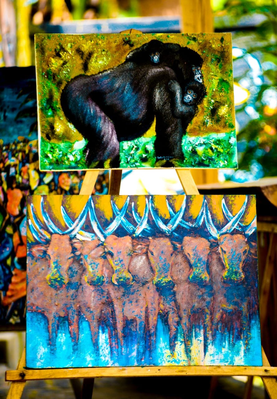 Gorilla Mother & Child