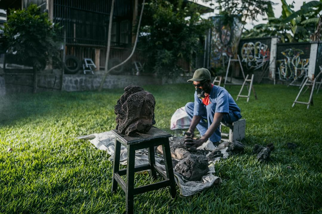 Gorilla Sculpture